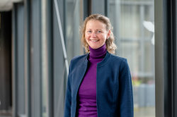 Frau Dr. Katrin Stübke